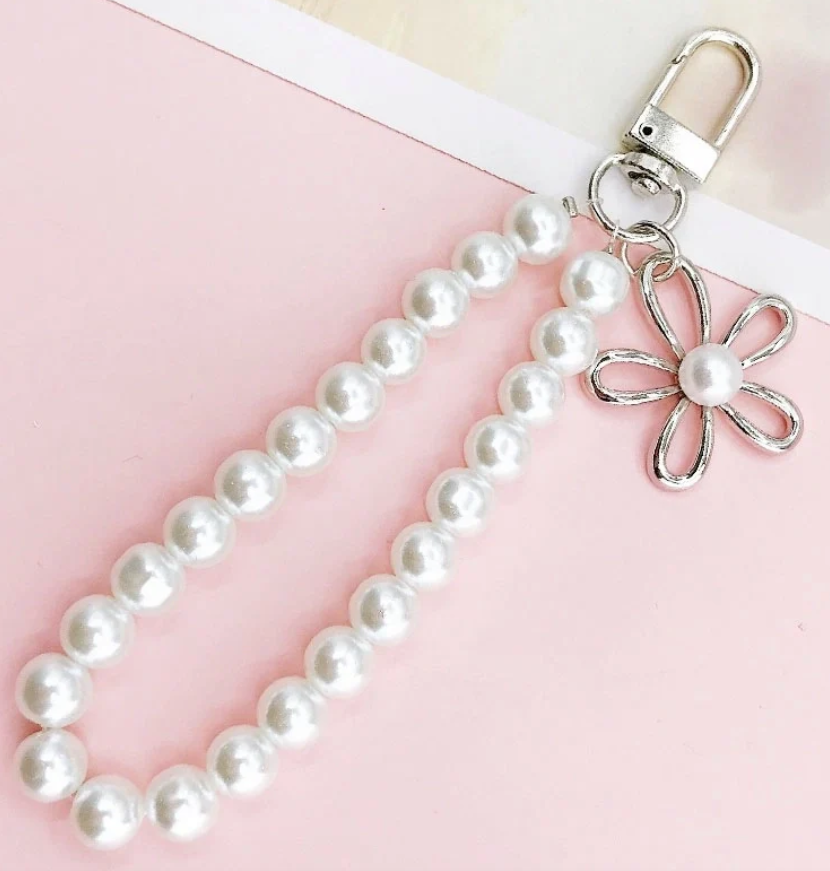 Flower with Pearl Bag Charm Keychain