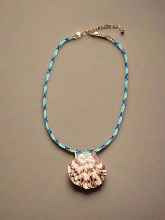 Large Shell Paracord Charm Necklace