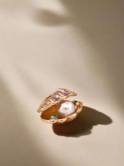 Purple Dream Oyster Shell with Pearl Gold Enamel Charm