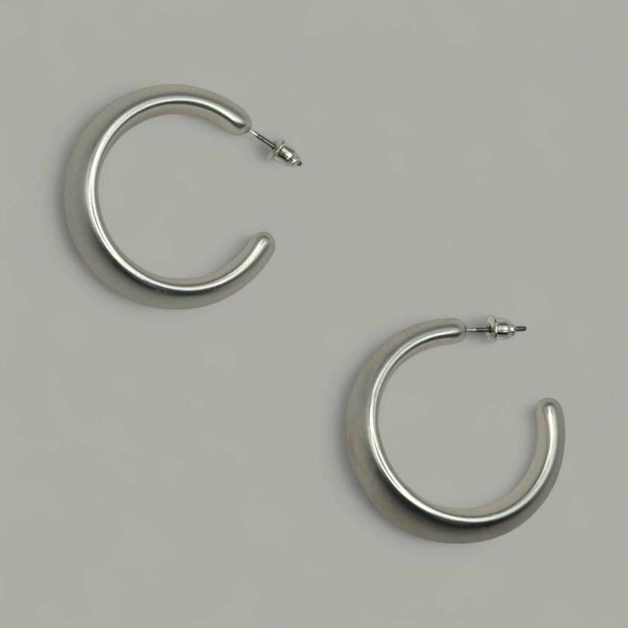 Monica Chunky Open Back Hoop in Matte Silver 40MM